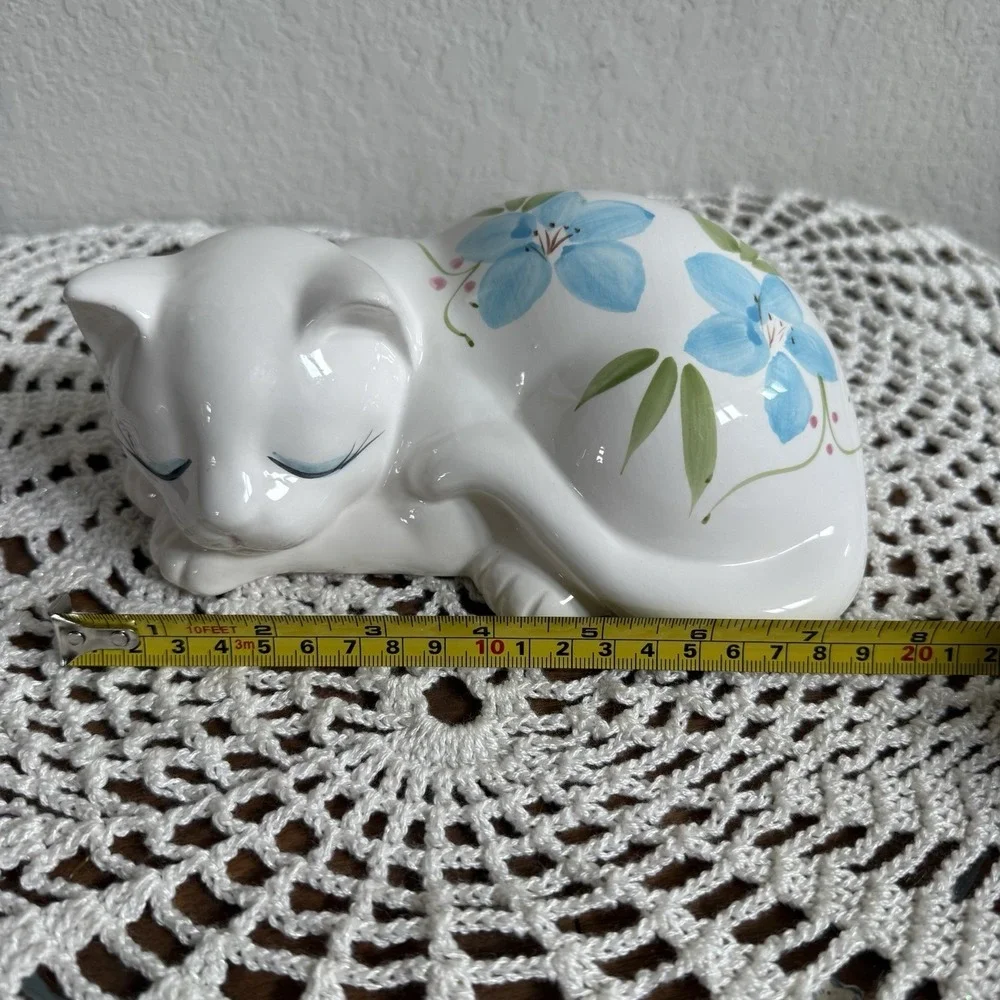 1989 House of Lloyd Ceramic Cat White with Blue Flowers Sleeping Kitty Figurine